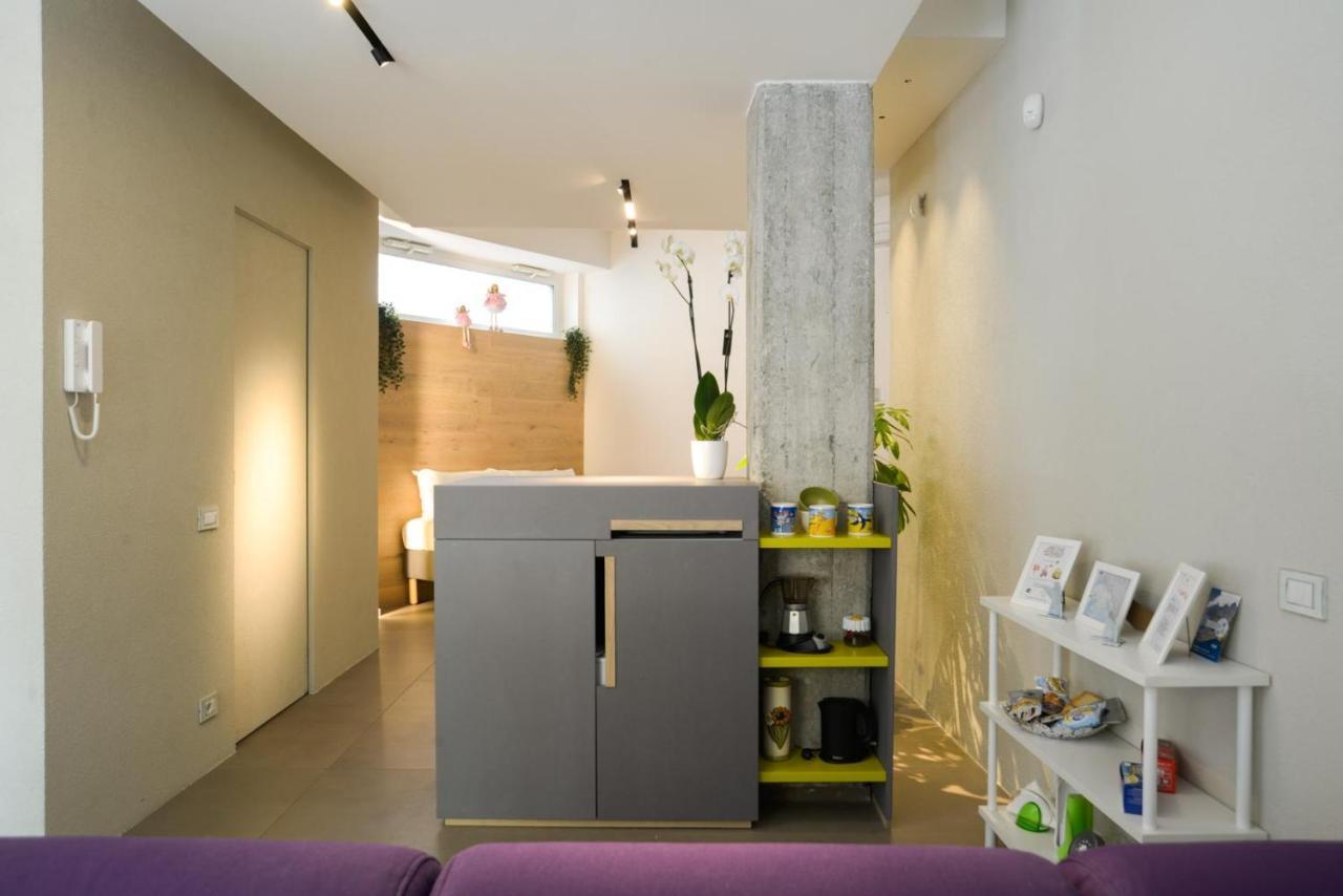 Exclusive Loft Salerno Centro Apartment Exterior photo